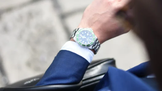 Caring for Your Watch in UAE’s Climate: Expert Tips