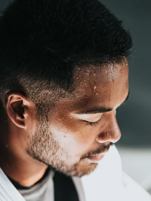 How to Keep Your Clothes Sweat-Free: Tips for Staying Fresh All Day